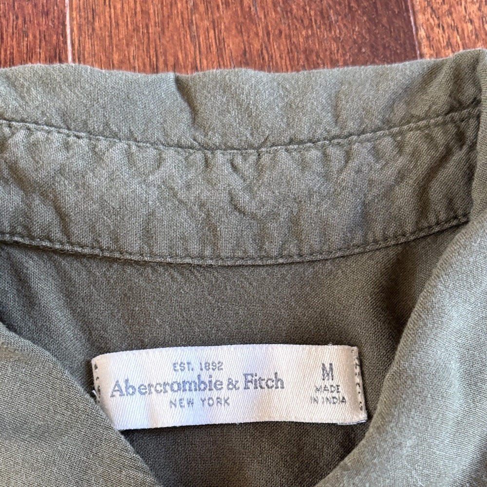 Abercrombie & Fitch Button-Down Shirt - Picture 4 of 7